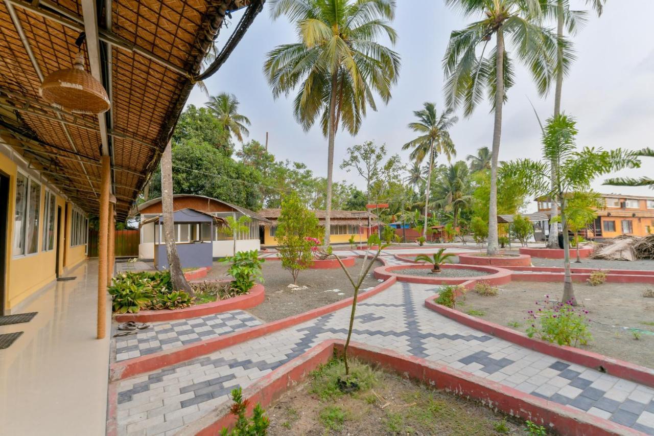 Oyo 5237 Island Lake Resort Alappuzha Екстериор снимка