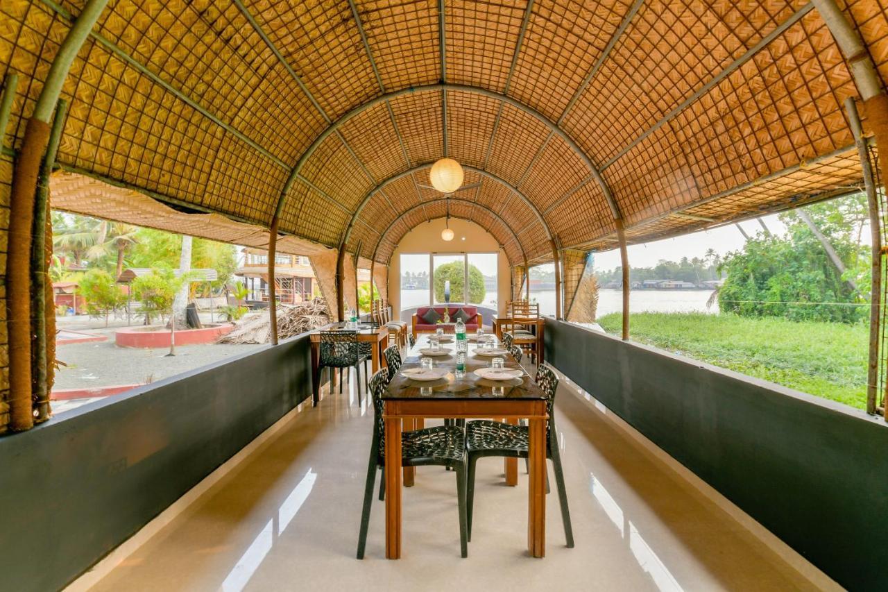 Oyo 5237 Island Lake Resort Alappuzha Екстериор снимка