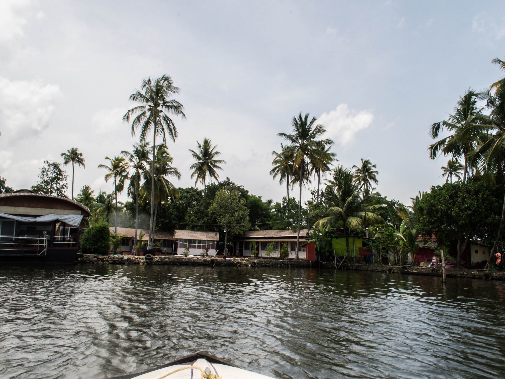 Oyo 5237 Island Lake Resort Alappuzha Екстериор снимка